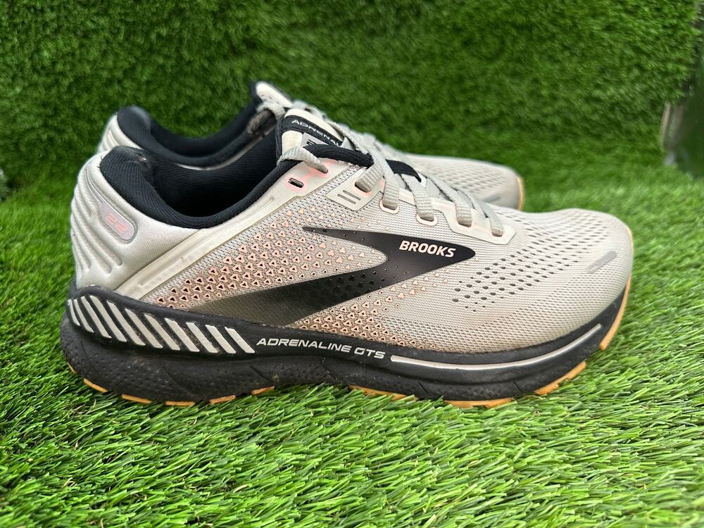 Brooks Adrenaline GTS 22 1203531D035 Athletic Sneaker Women's 8D Gray Mesh Gym